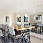 Best Western Atlantic City Beach Block