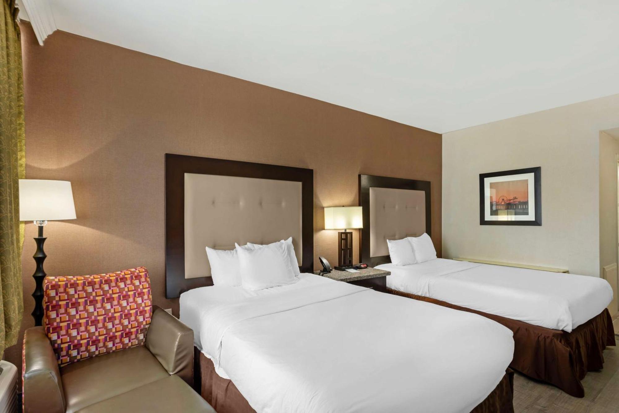 Western Atlantic Block Hotel